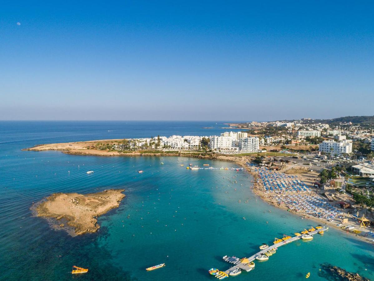 Island Home Seaside Villa Paralimni Eksteriør billede