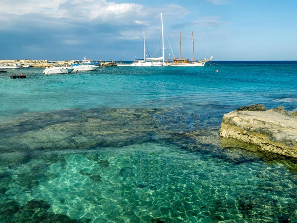 Island Home Seaside Villa Paralimni Eksteriør billede
